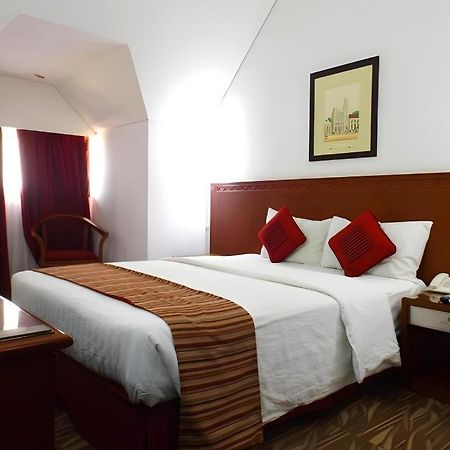 Sofyan Hotel Cut Meutia Jakarta Exterior foto