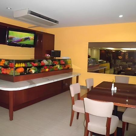 Sofyan Hotel Cut Meutia Jakarta Exterior foto